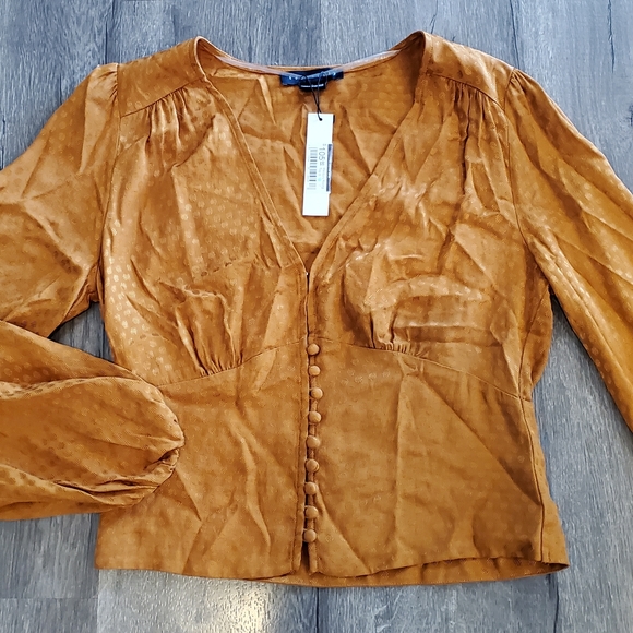 Sanctuary Mustrad Cropped Long Sleeve Blouse NWT - Picture 3 of 4